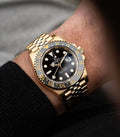 Black dial men automatic watch
