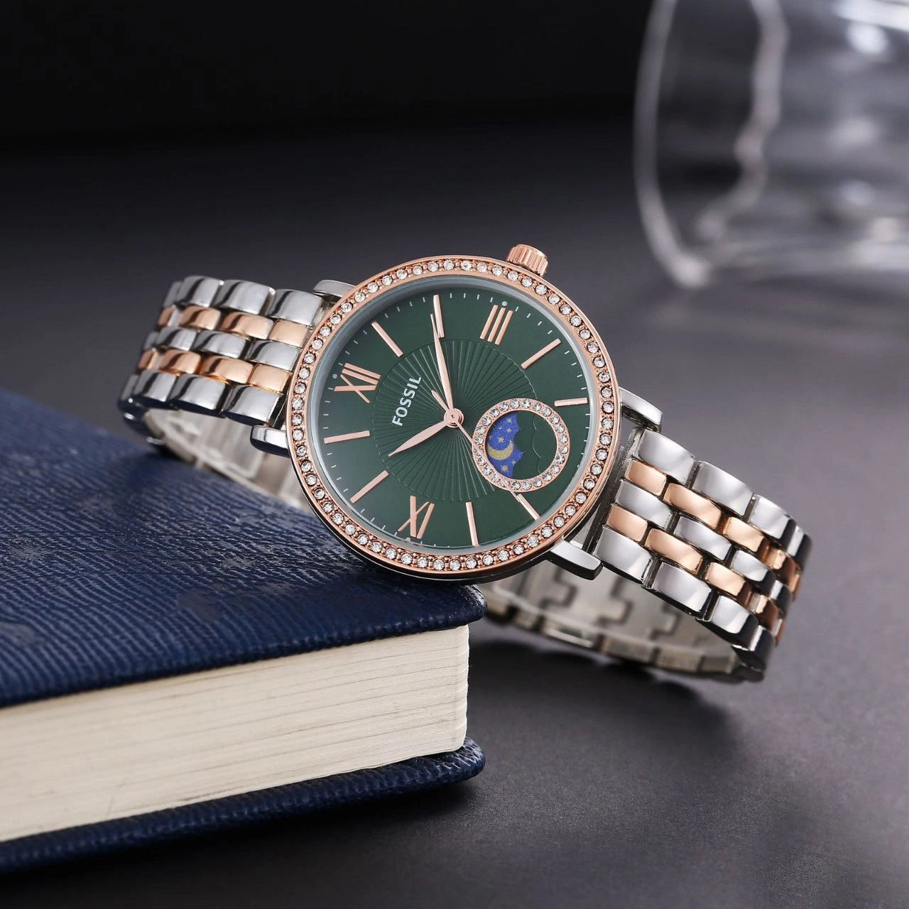 fossil scarlett women watch side view