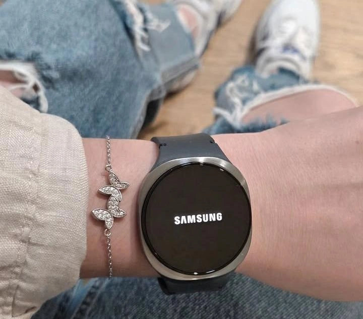 galaxy watch health monitoring
