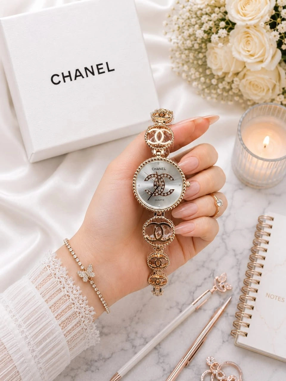 Ladies chain-link bracelet wristwatch with round dial