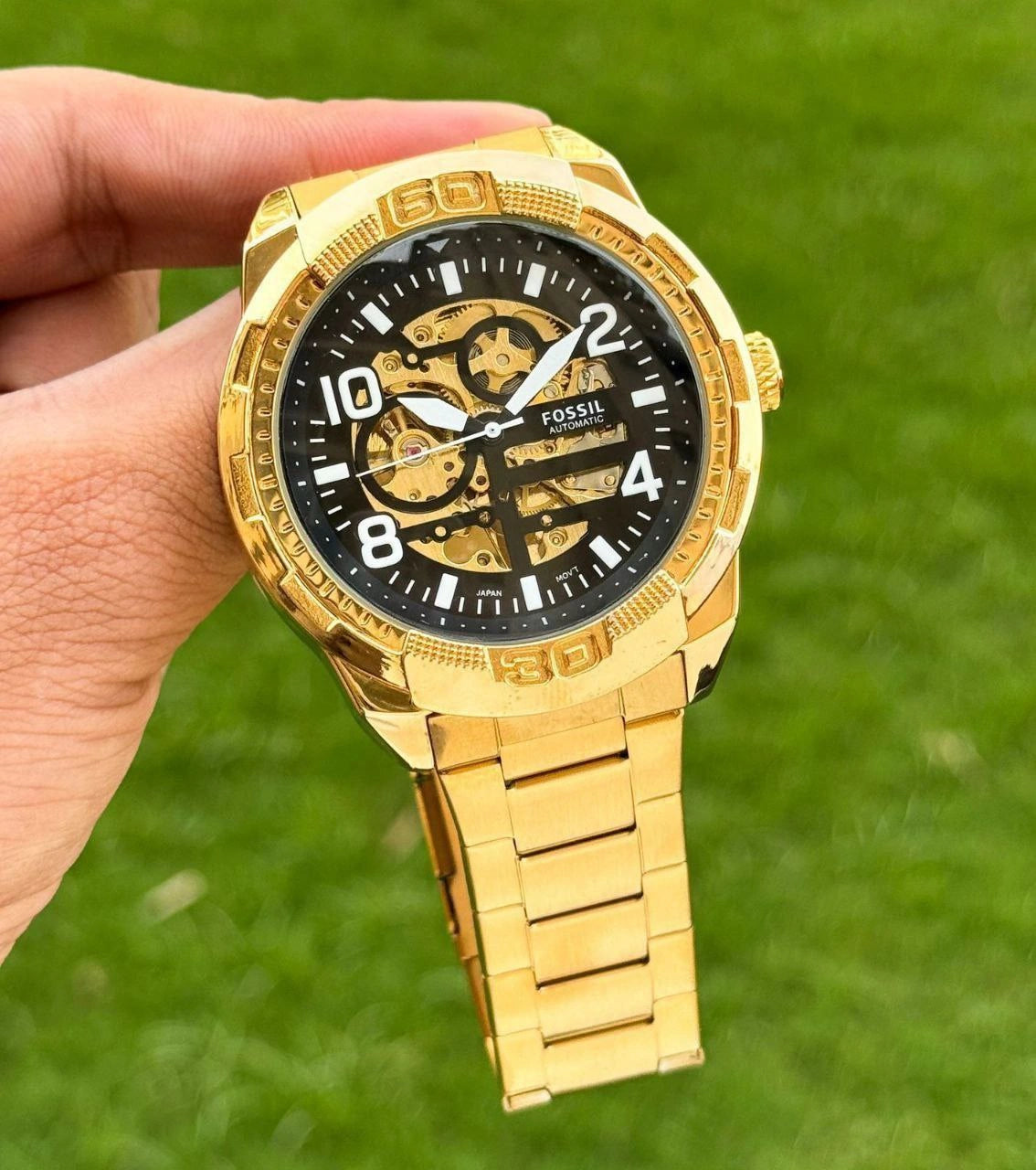 44mm gold mechanical wrist watch
