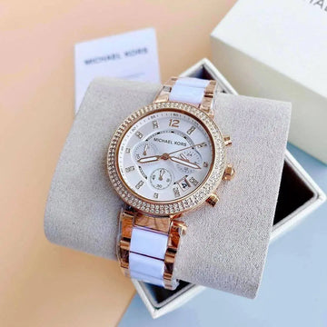 MK5896 white dial with date display