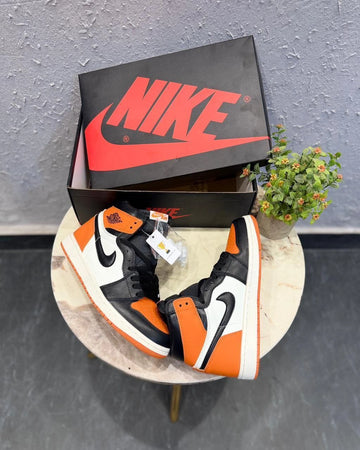 Nike Air Jordan Retro 1 High Hot Orange Sneakers with OG box