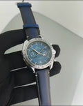 Classic men’s timepiece with working sub-dials