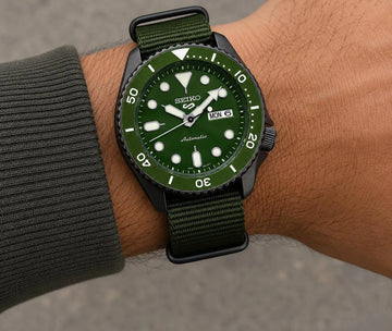 Seiko sports watch black nylon strap