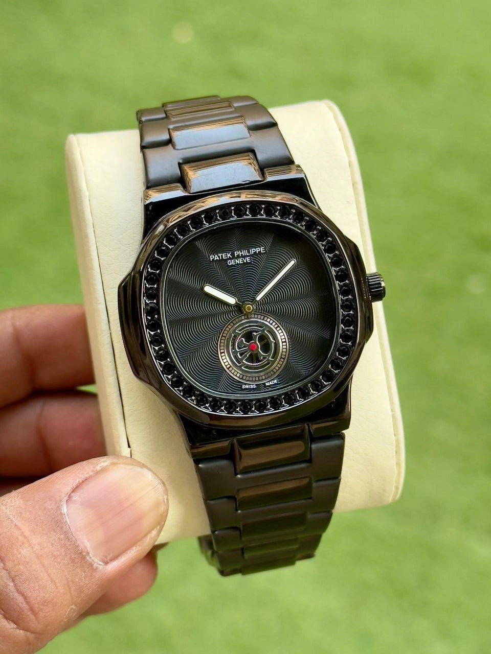 Butterfly lock metal strap watch