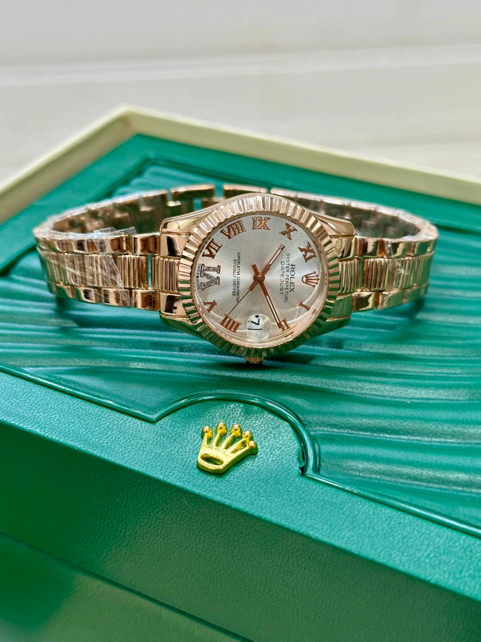 women stainless steel gold watch 28mm