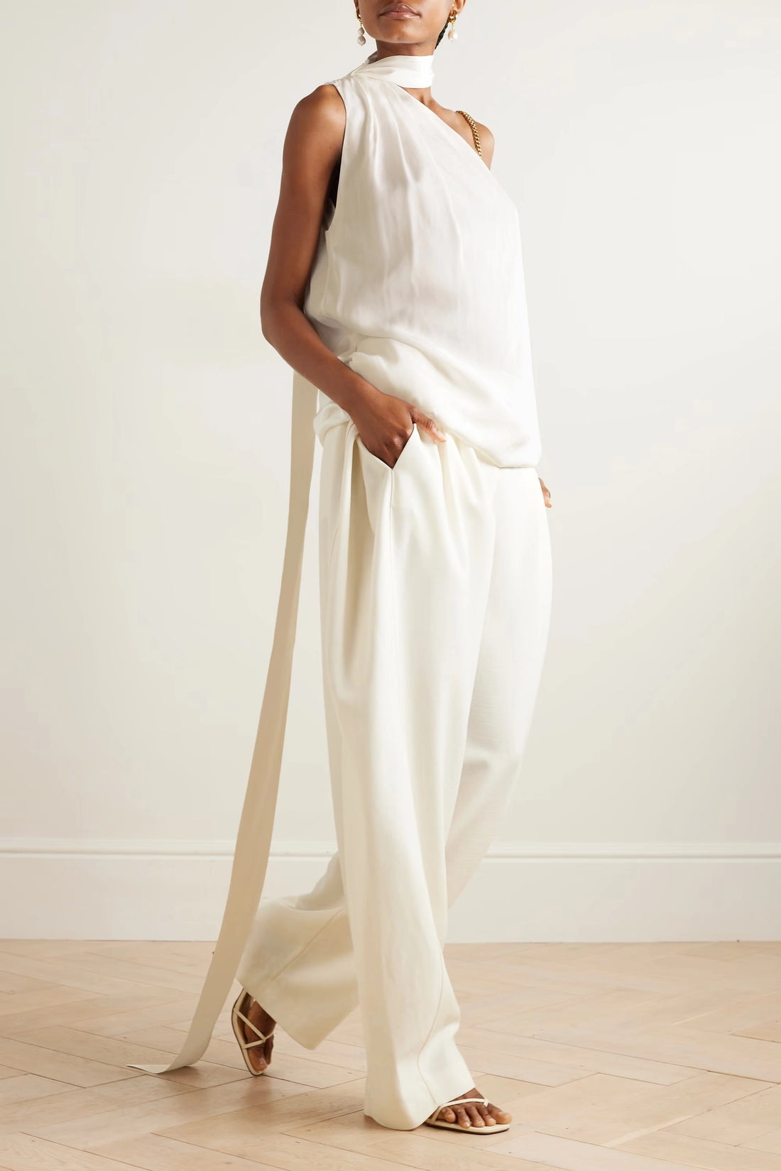 women italian crepe coord set front view