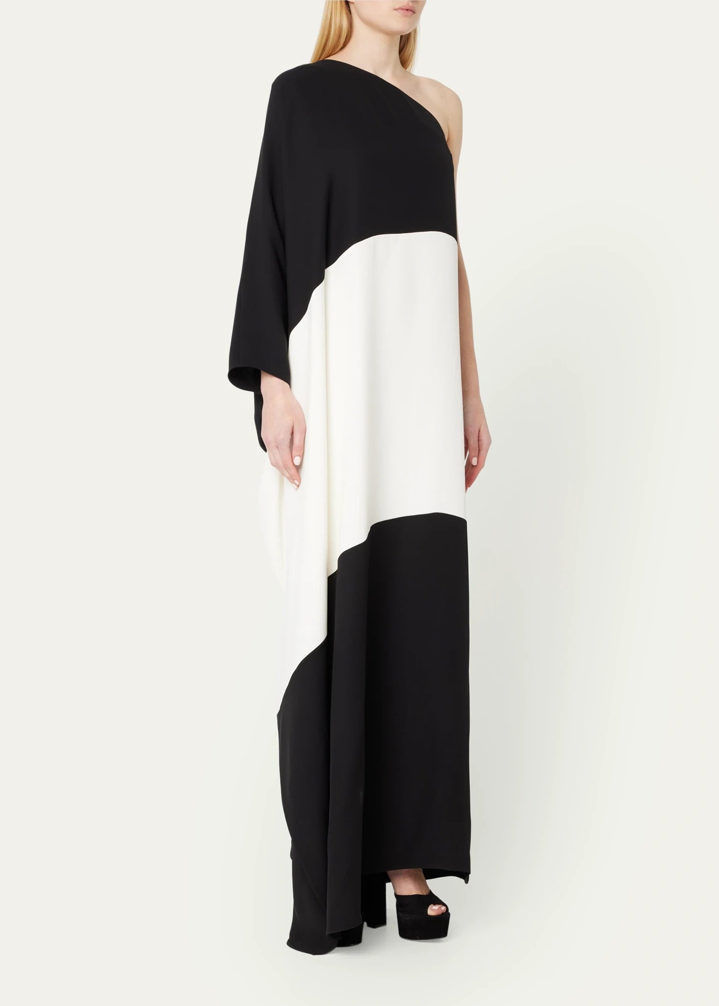 Long kaftan style dress black and white